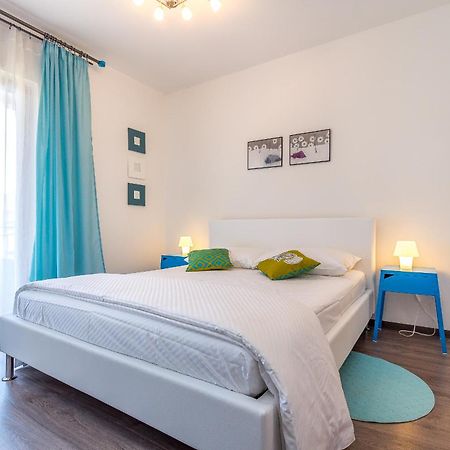 Apartment Miro Pola Esterno foto
