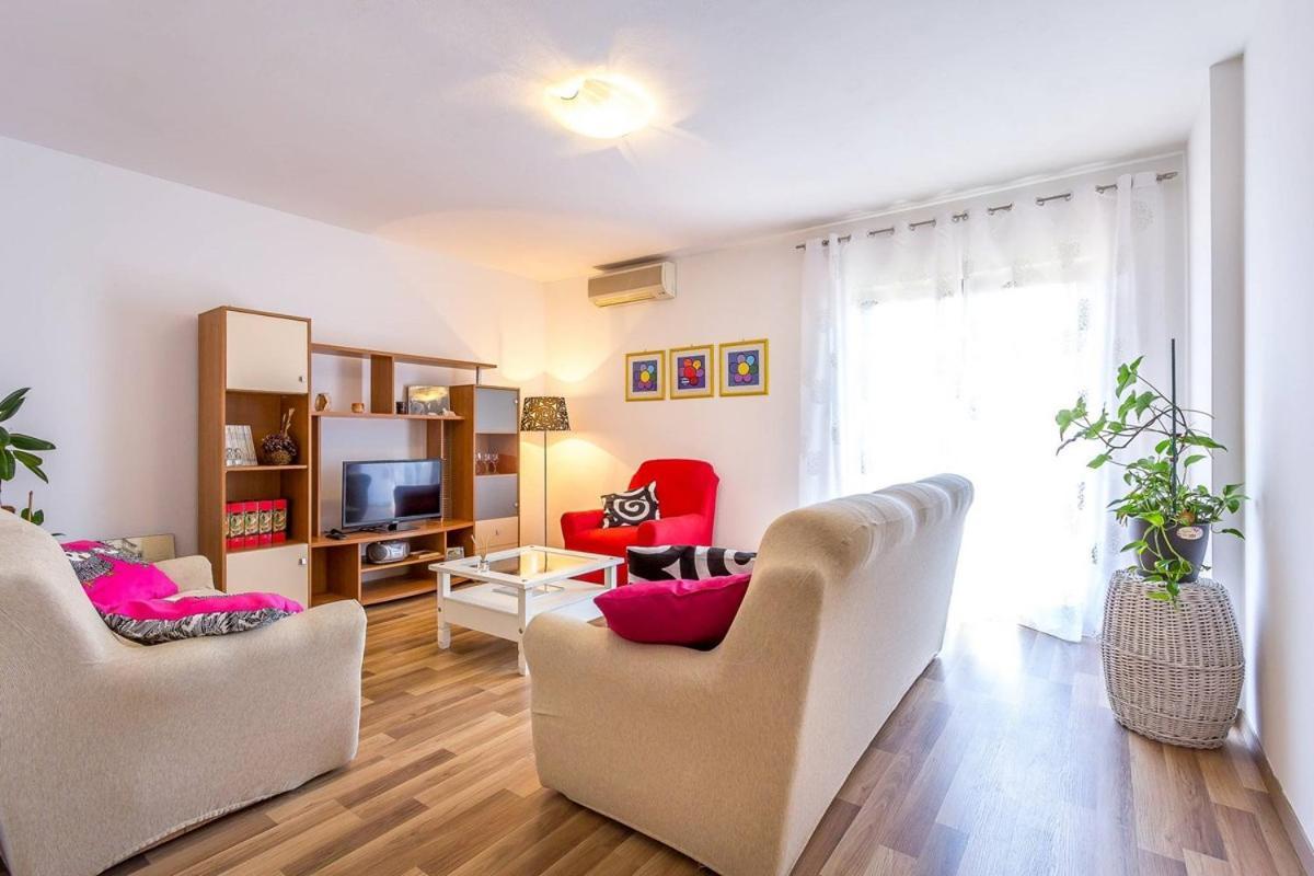 Apartment Miro Pola Esterno foto